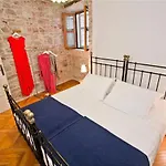 Peristil Loft Apartament *