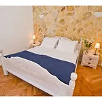 Peristil Loft *