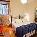 Peristil Loft *
