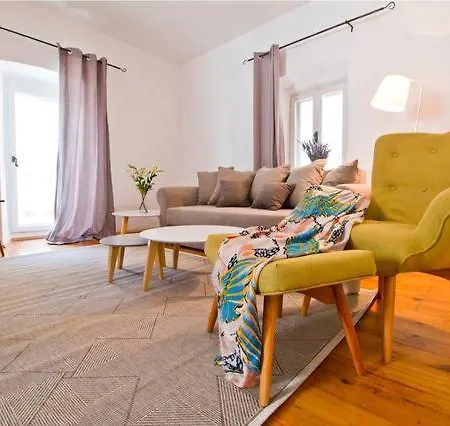 Peristil Loft 公寓