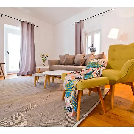 Peristil Loft Apartmán