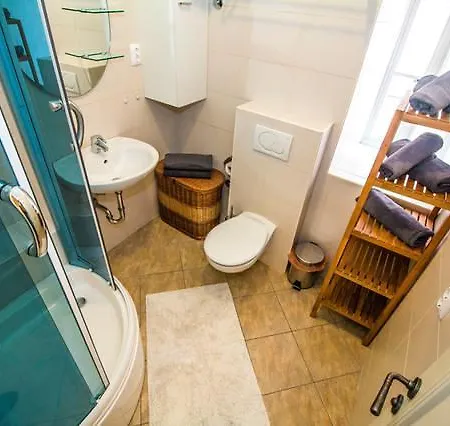 Peristil Loft Apartmán *