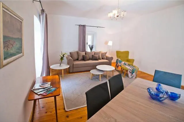 Apartamento Peristil Loft *